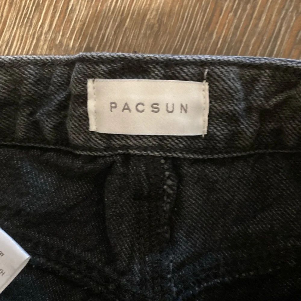 PacSun Black Jean Shorts for Women Festival - Picture 2 of 7
